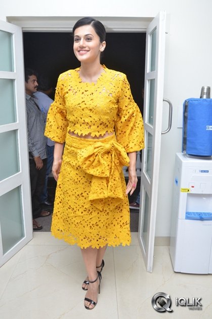 Taapsee-Pannu-at-Ghazi-Movie-Press-Meet